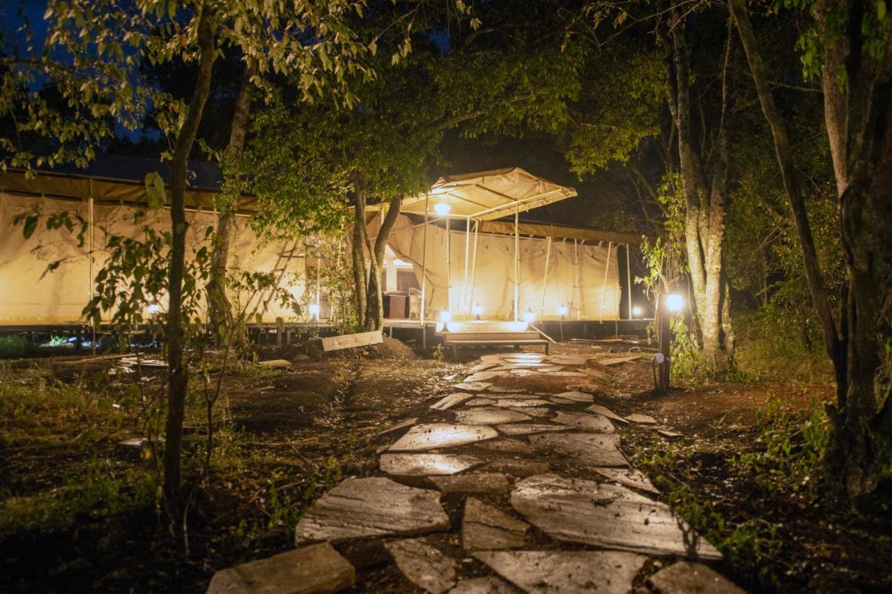 Lorian Safari Camp Limited Hotel Narok Bagian luar foto